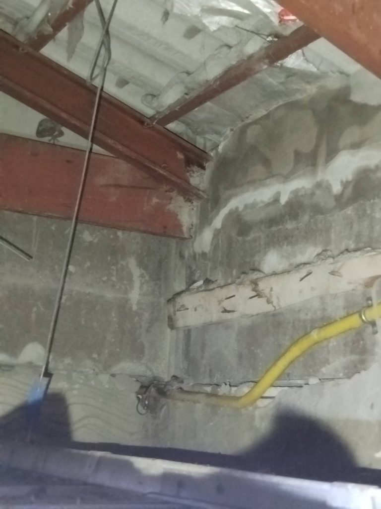 แนวสายไฟบนฝ้า