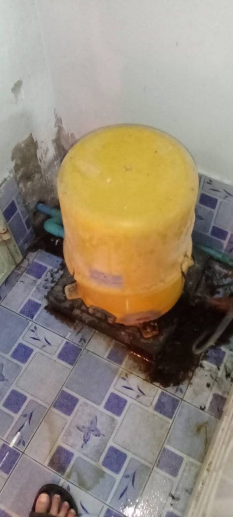 ปั๊มน้ำเก่า