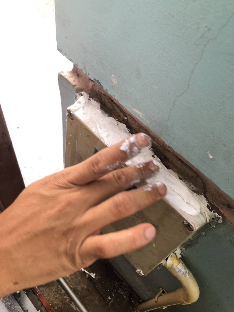 ทาซิลิโคน