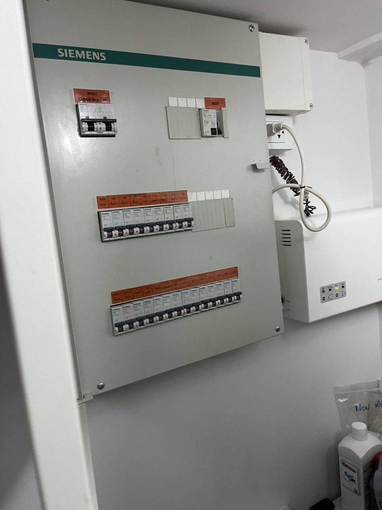 ตู้โหลดเซ็นเตอร์