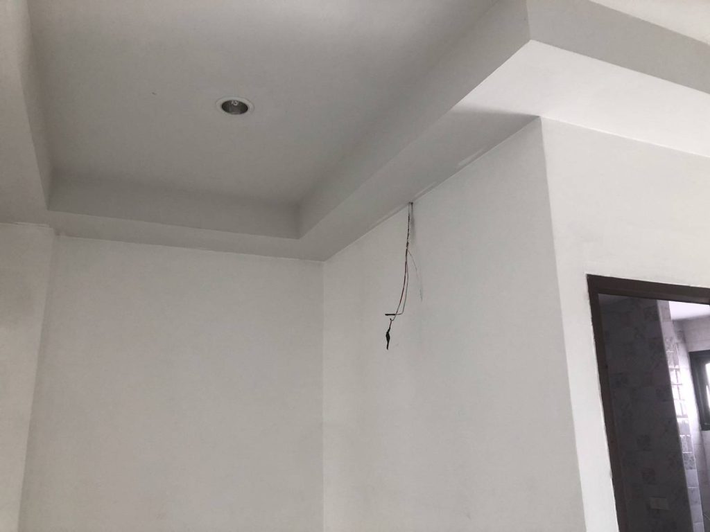 สายไฟรอการจัดเก็บ