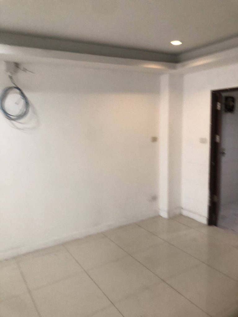 สายไฟรอการติดตั้ง