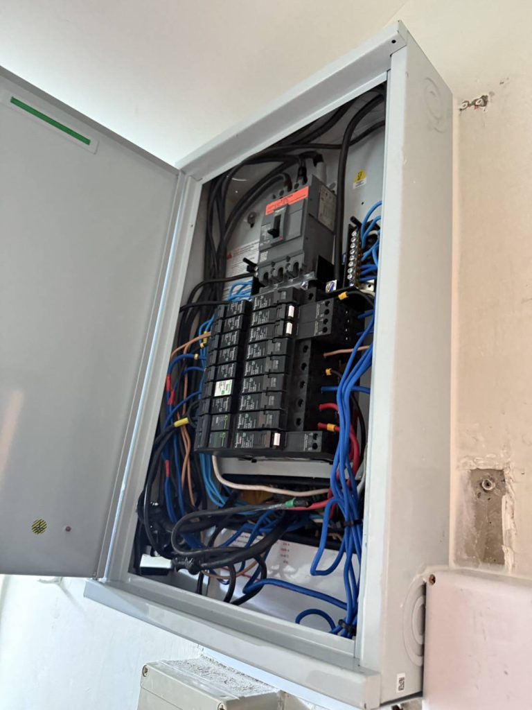 ตู้โหลดเซ็นเตอร์