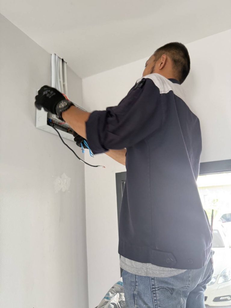 ติดตั้งตู้คอนซูมเมอร์