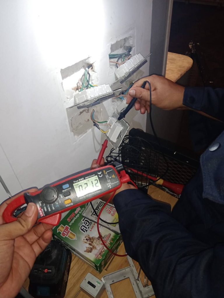 รื้อปลั๊กหาจุดช็อต