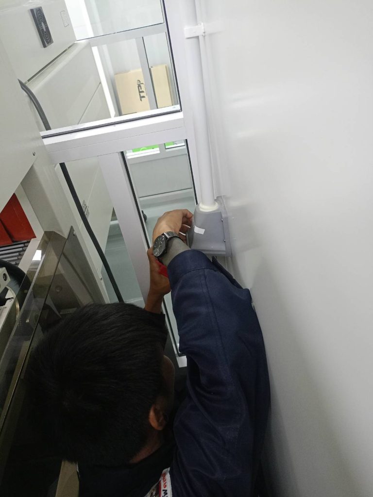 งานติดตั้งพาวเวอร์ปลั๊ก