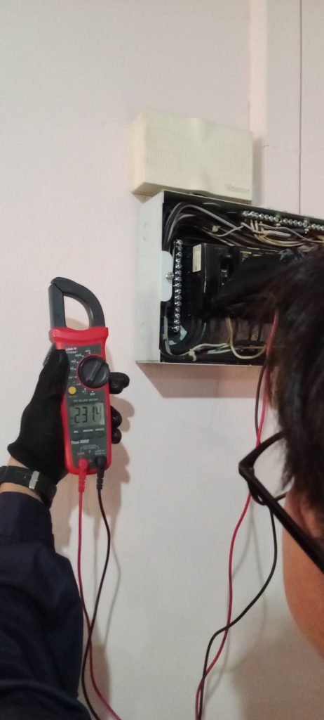 วัดไฟตู้คอนซูมเมอร์