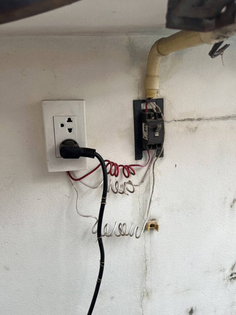 ทดสอบการใช้งานของเบรกเกอร์ (Circuit Breaker)