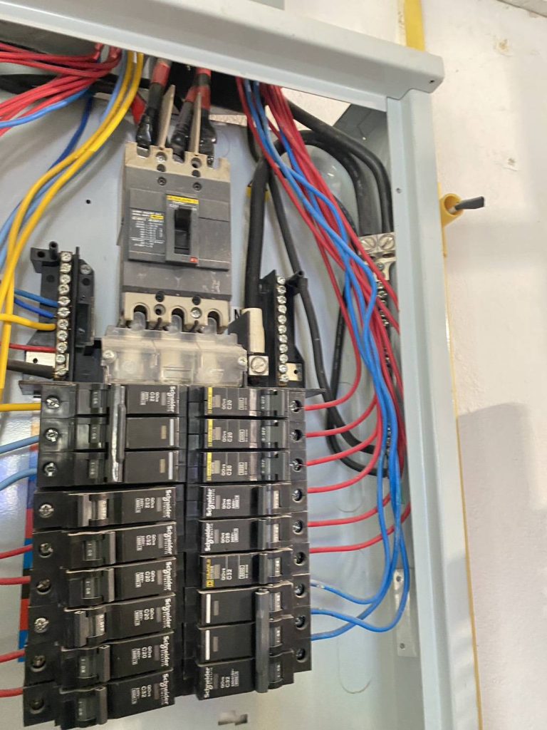 ตู้โหลดเซ็นเตอร์