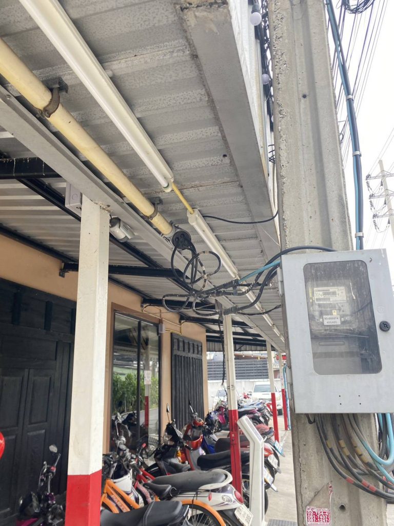 แนวท่อสายไฟ