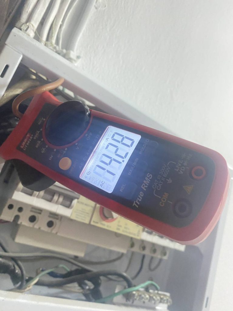 วัดไฟตู้คอนซูมเมอร์