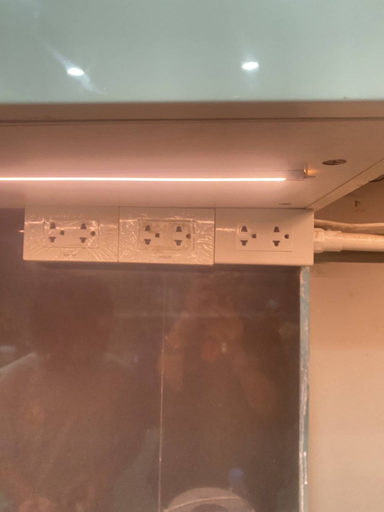 ปลั๊กไฟ