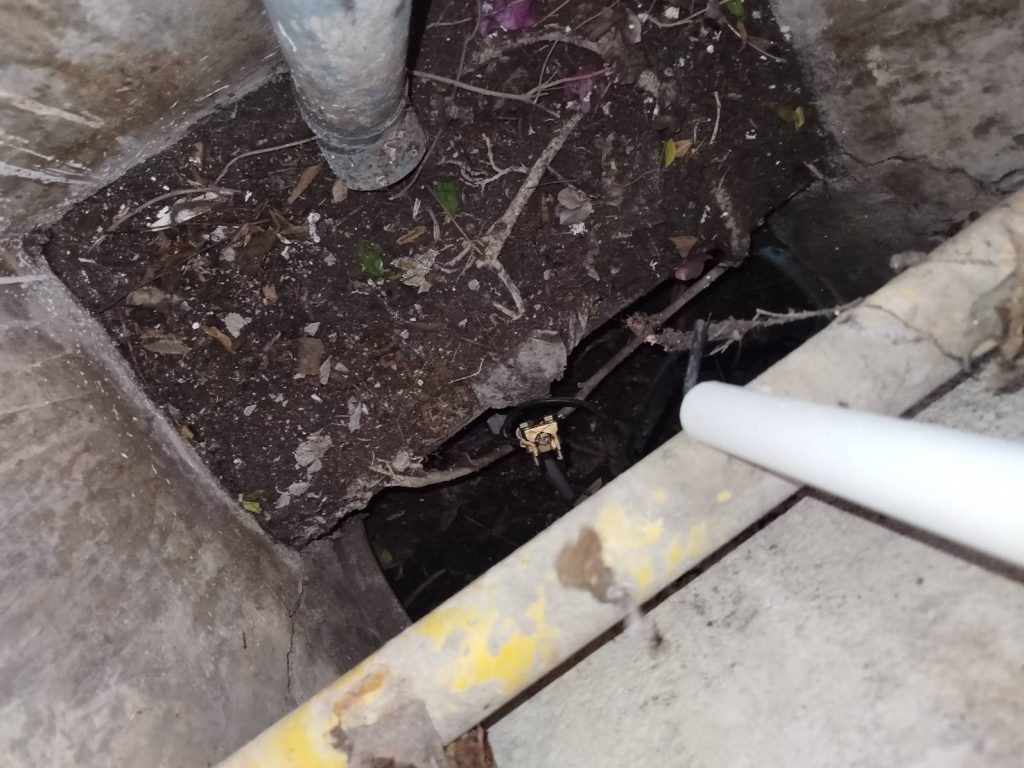 จุดติดตั้งแท่งกราวด์