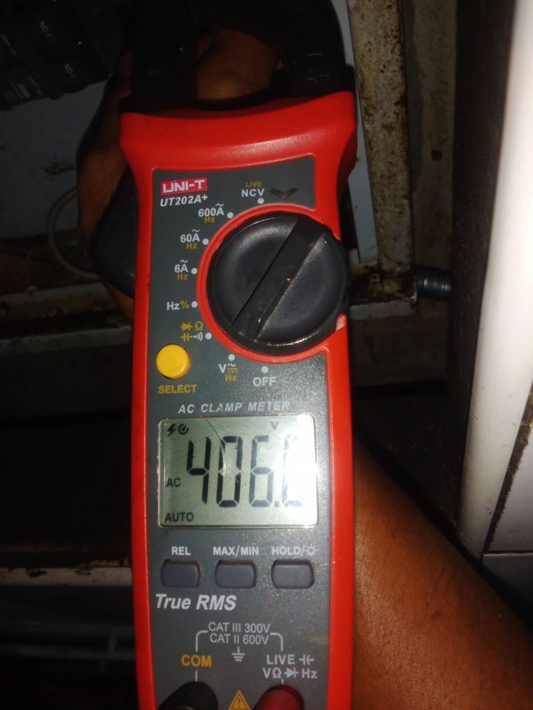 วัดไฟตู้โหลด