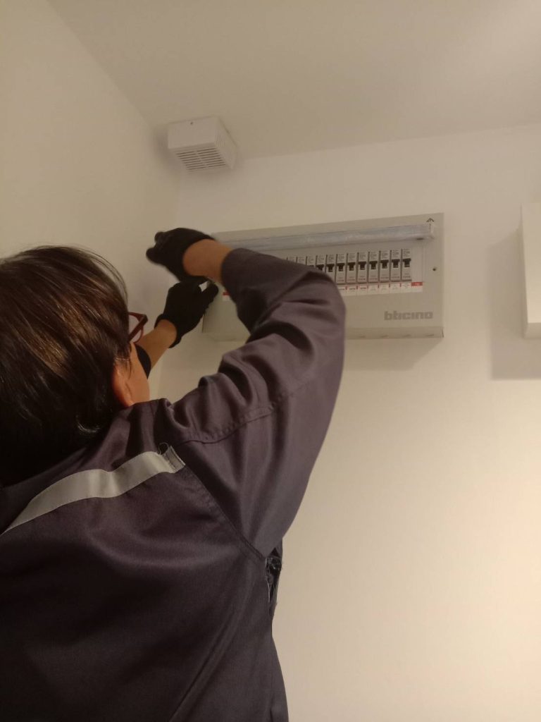 ตรวจเช็กตู้คอนซูมเมอร์