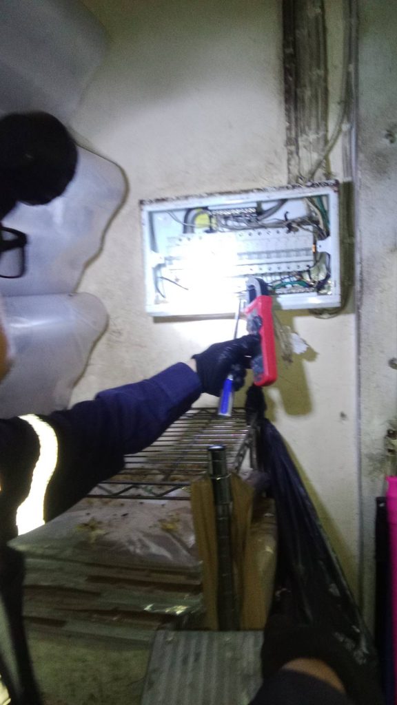 ตรวจเช็กตู้คอนซูมเมอร์