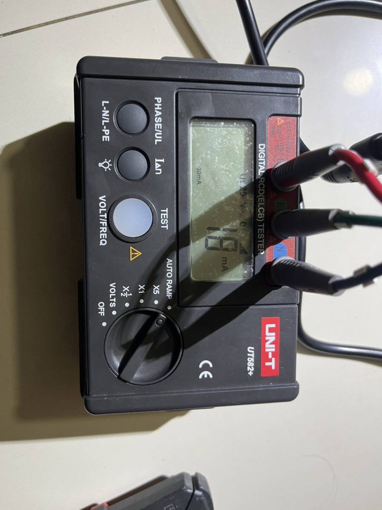 UNI-T UT582+ Digital RCD (ELCB)