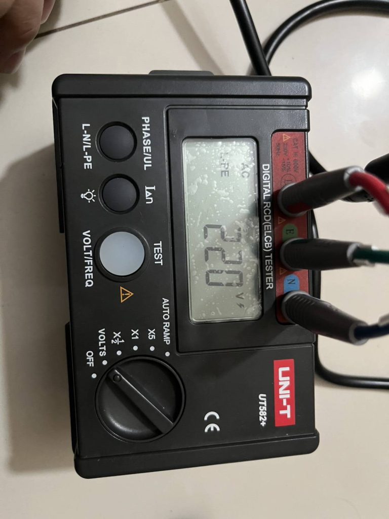 UNI-T UT582+ Digital RCD (ELCB)