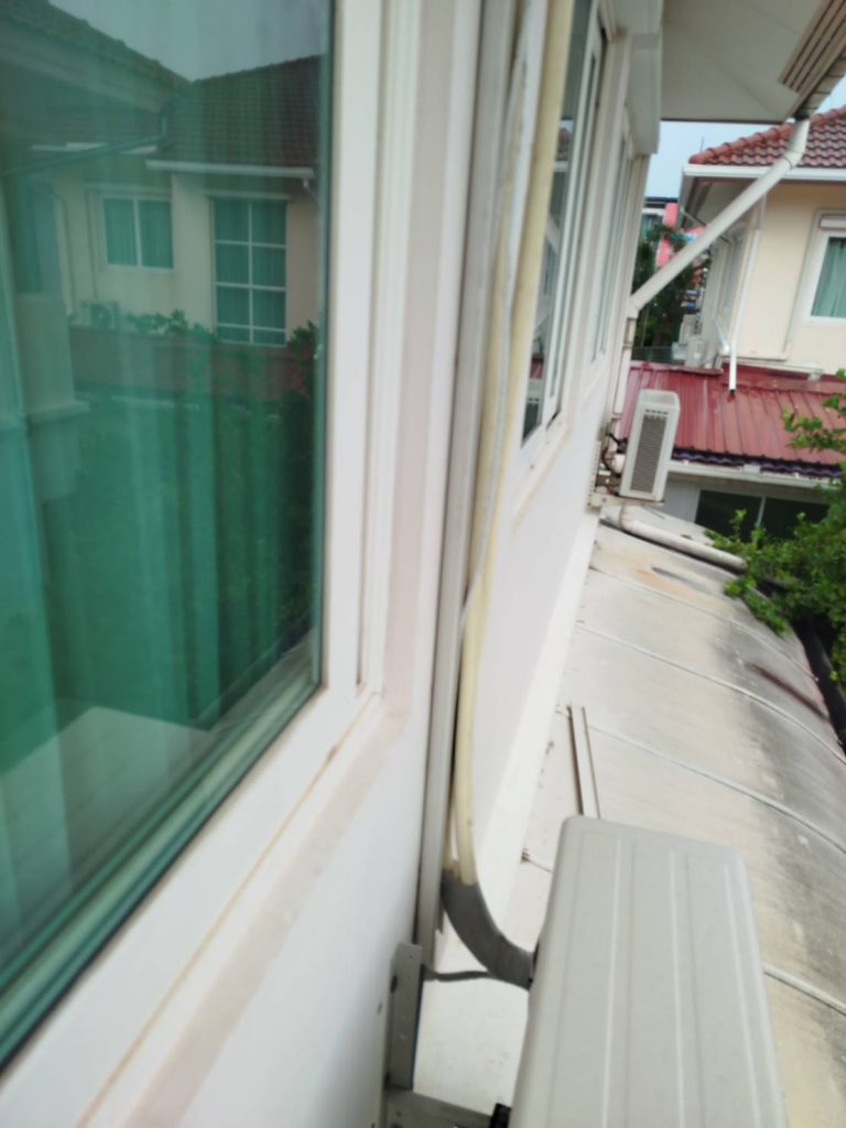 แนวท่อสายไฟ