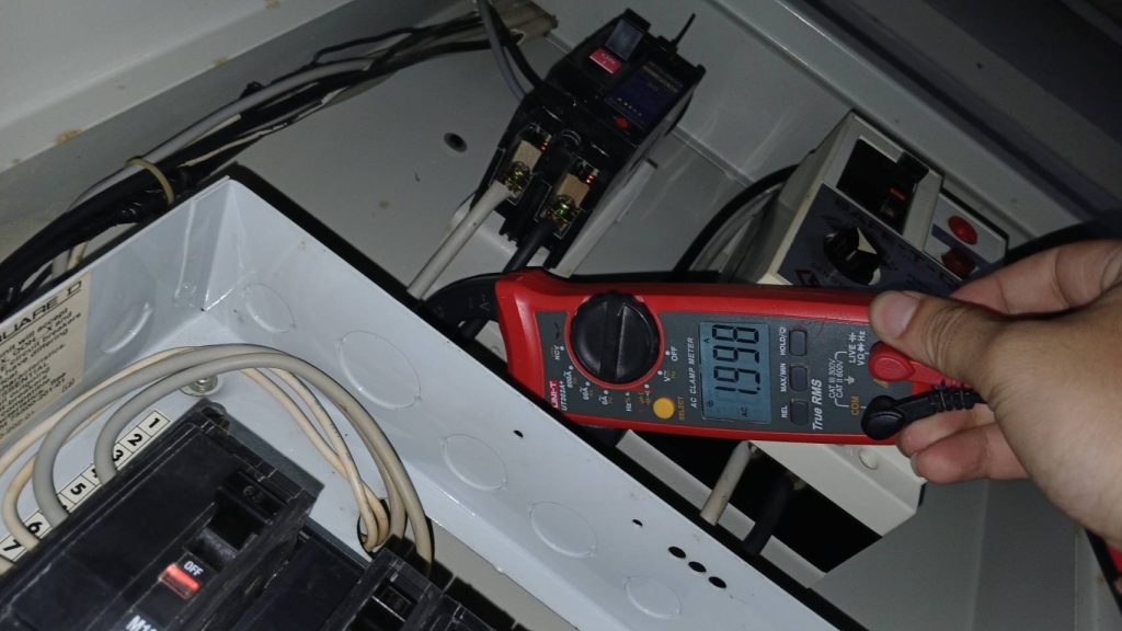 วัดไฟเมนเบรกเกอร์