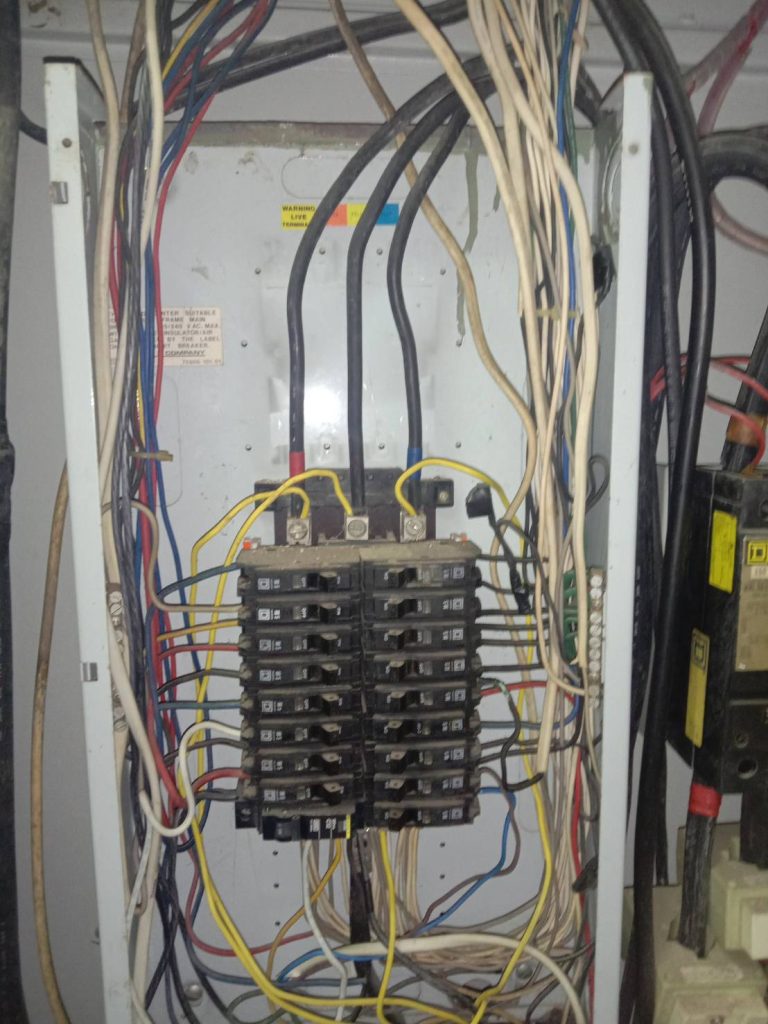 ตู้เมนไฟฟ้า