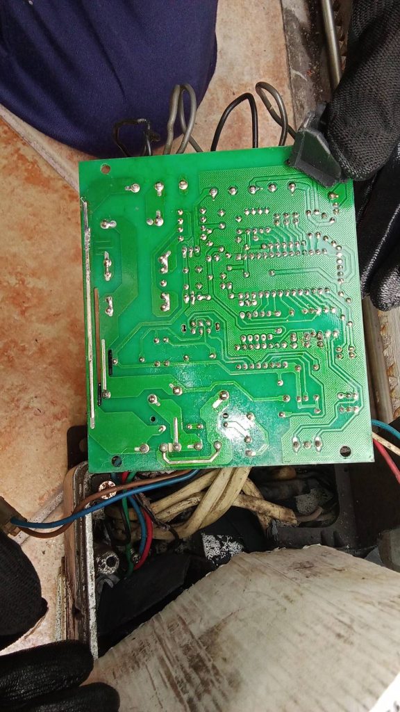 แผงวงจรมอเตอร์ประตูรีโมท