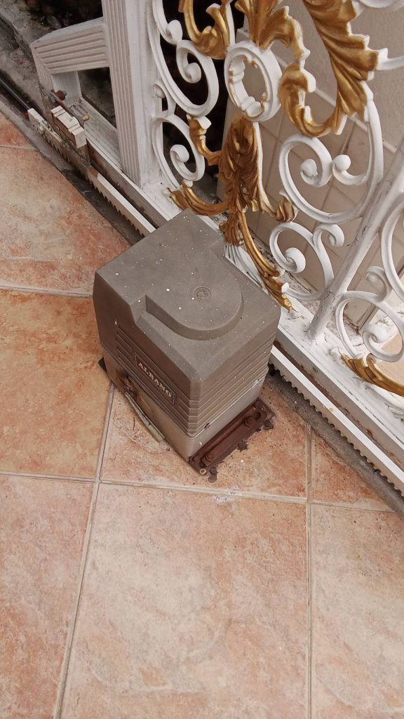 มอเตอร์ประตูรีโมท