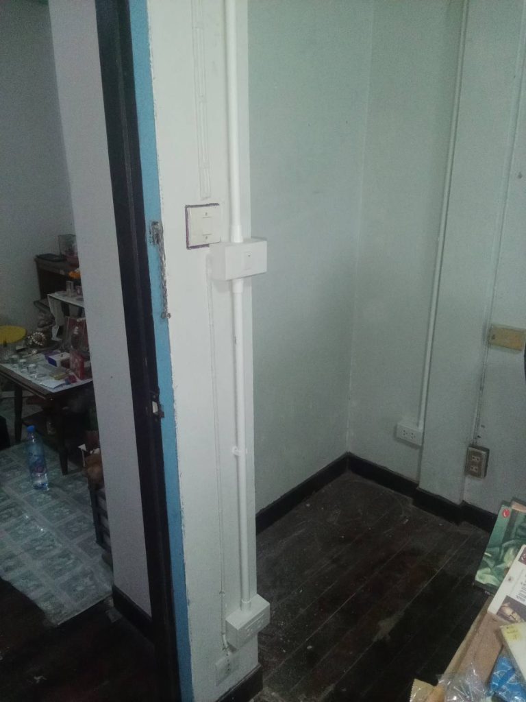 แนวท่อสายไฟ