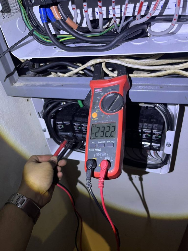 วัดไฟตู้คอนซูมเมอร์