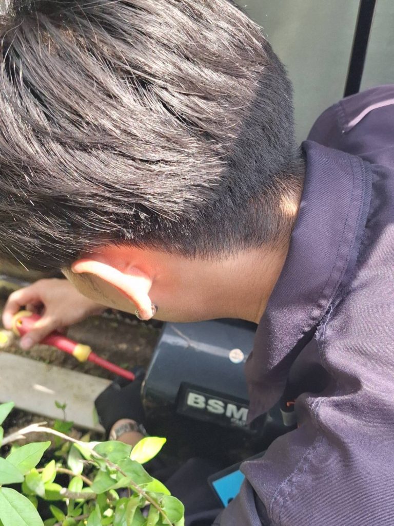 ตรวจเช็กมอเตอร์ประตูรีโมท