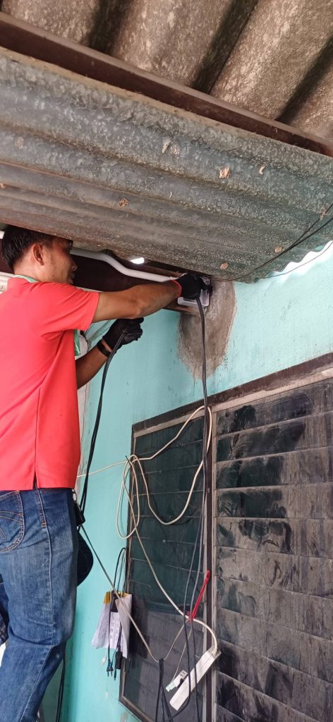 เดินท่อร้อยสายไฟ