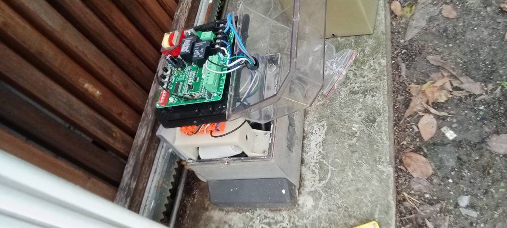 ติดตั้งมอเตอร์ประตูรีโมท