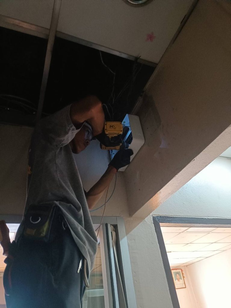 ติดตั้งตู้คอนซูมเมอร์