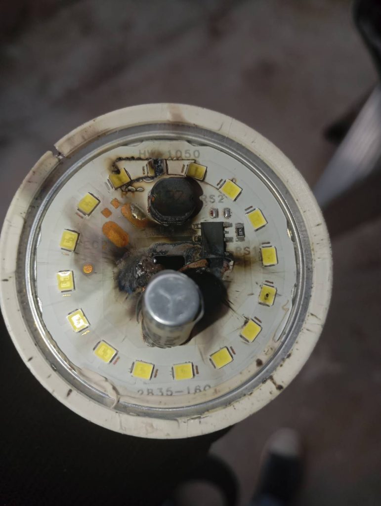 หลอดไฟledช็อตไหม้