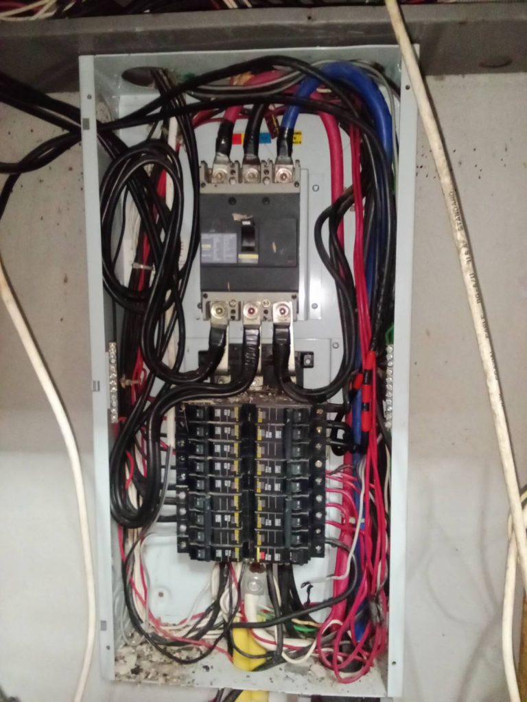 ตรวจเช็กตู้โหลดเซ็นเตอร์