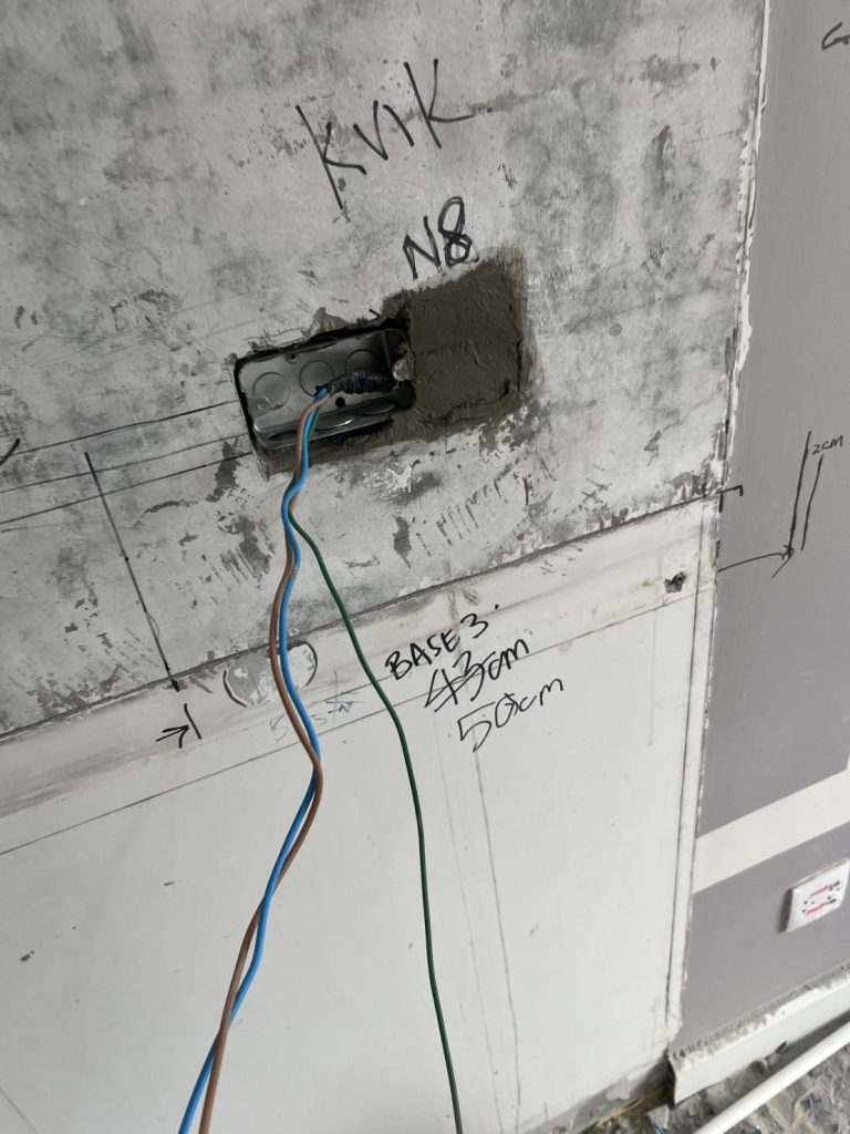 จุดติดตั้ีงปลั๊ก