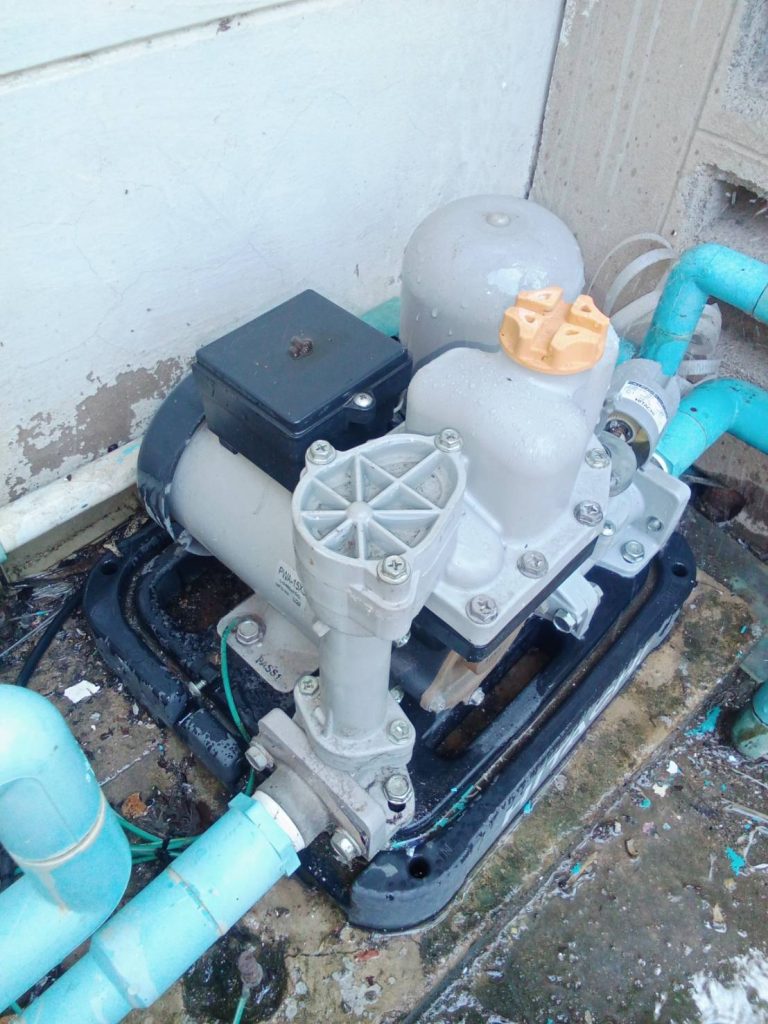 ปั๊มน้ำ