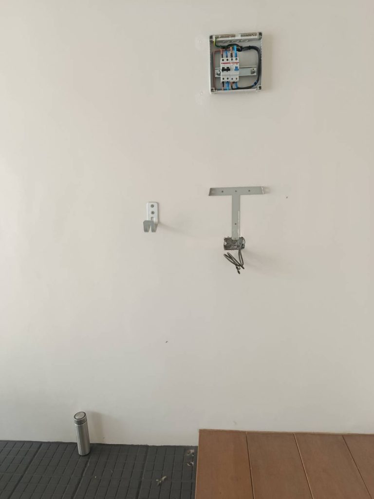 ติดตั้งตู้คอนซูมเมอร์