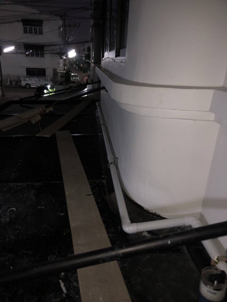 แนวท่อสายไฟ