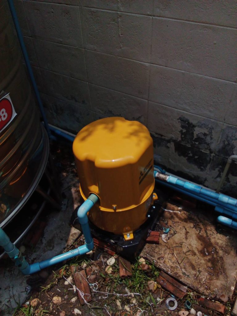 ปั๊มน้ำ