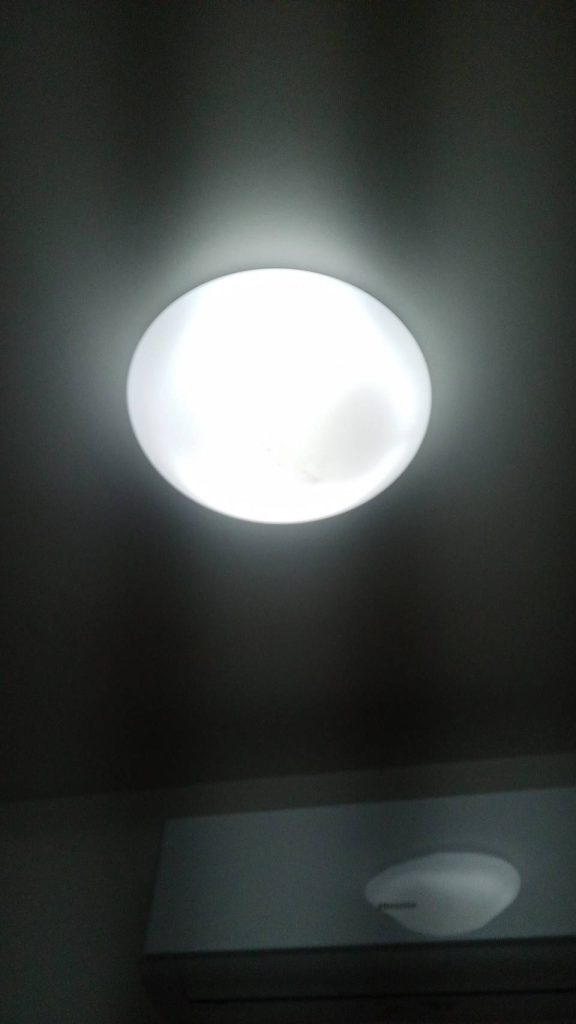 โคมฟลูออเรสเซนต์แบบกลม