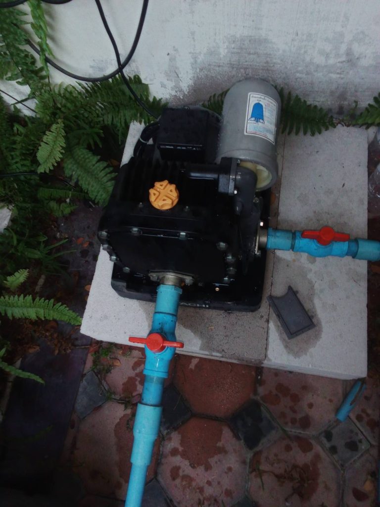 ปั๊มน้ำ