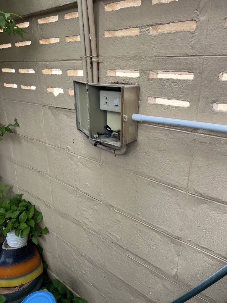 งานติดตั้งปลั๊กเพิ่ม