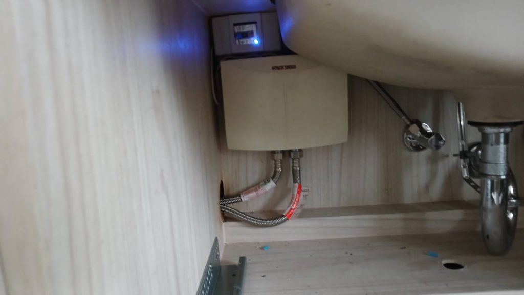 เครื่องทำน้ำอุ่น