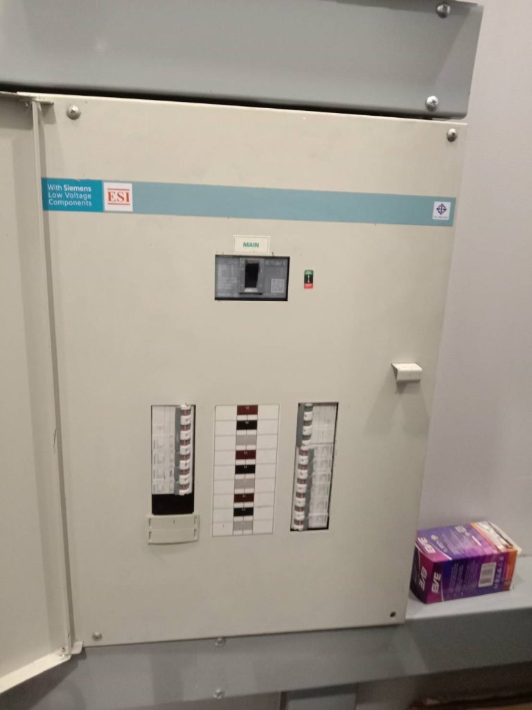 ตู้โหลดเซ็นเตอร์