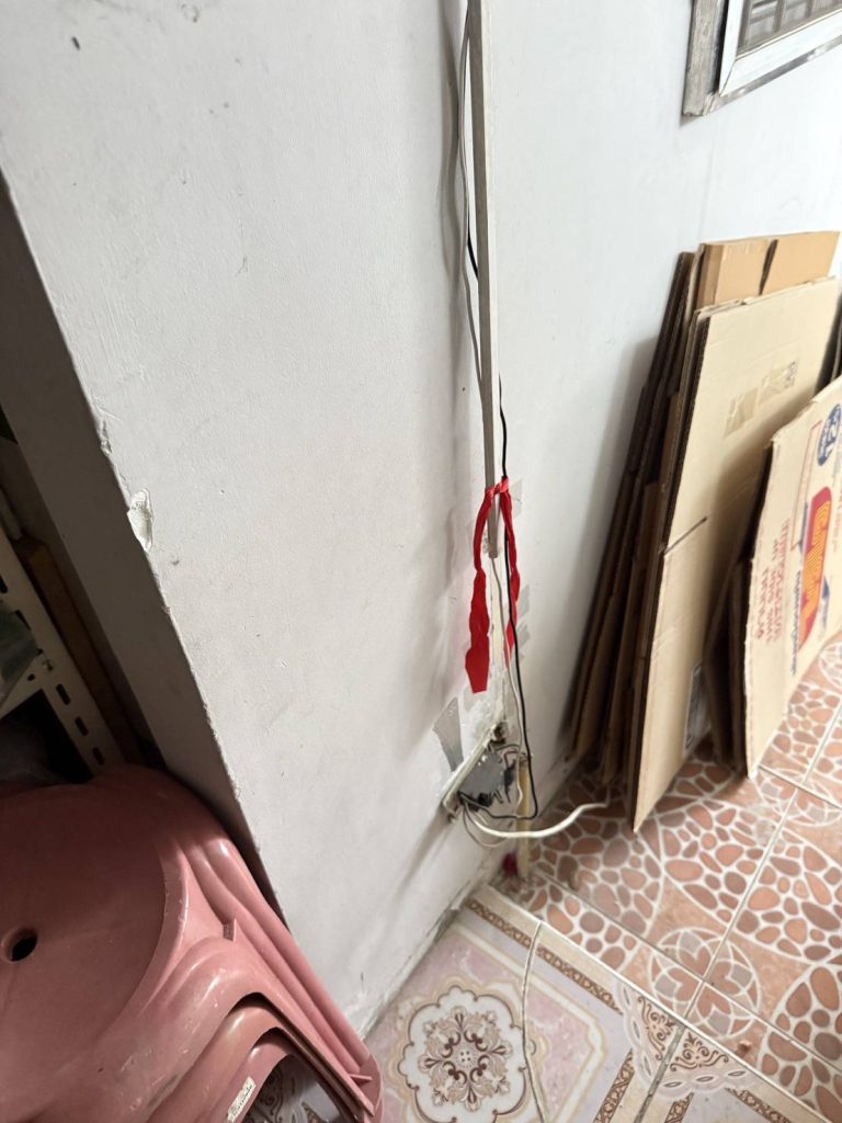 เบรกเกอร์