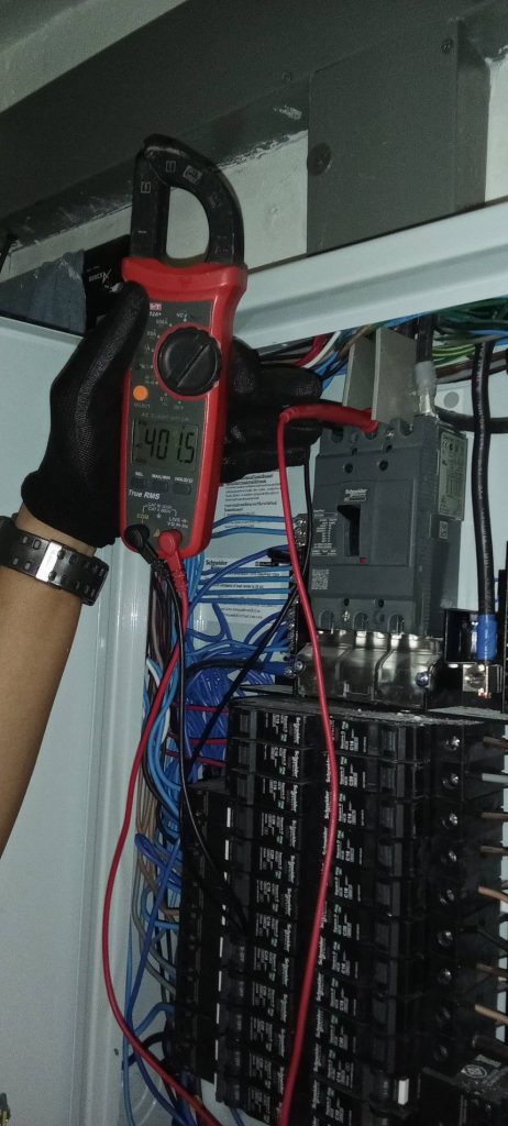 ตรวจเช็กตู้โหลดเซ็นเตอร์