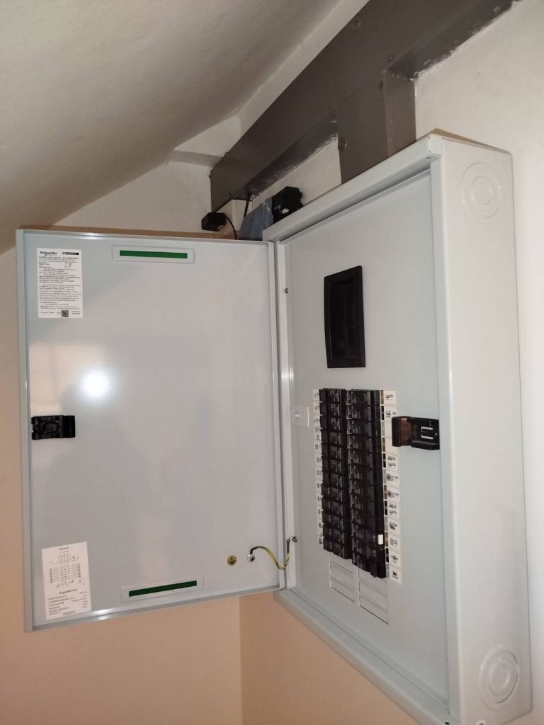 ตู้โหลดเซ็นเตอร์