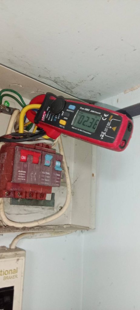 ทดสอบแรงดันไฟฟ้า