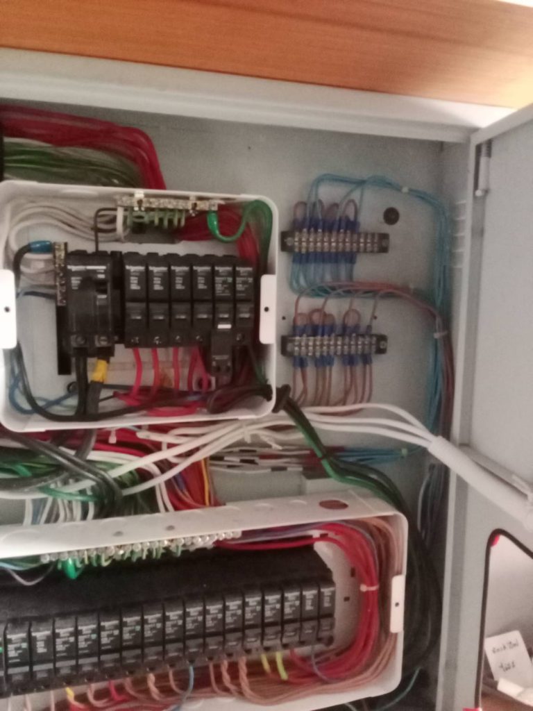 ตู้โหลดเซ็นเตอร์